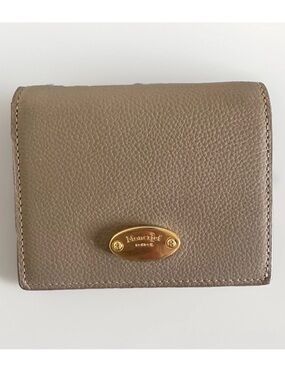 Moncrief London Italian Leather Trifold Wallet Taupe Gold Hardware Card Coin EUC